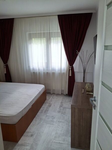 Crangasi, Nucsoara Parc, 2 camere,